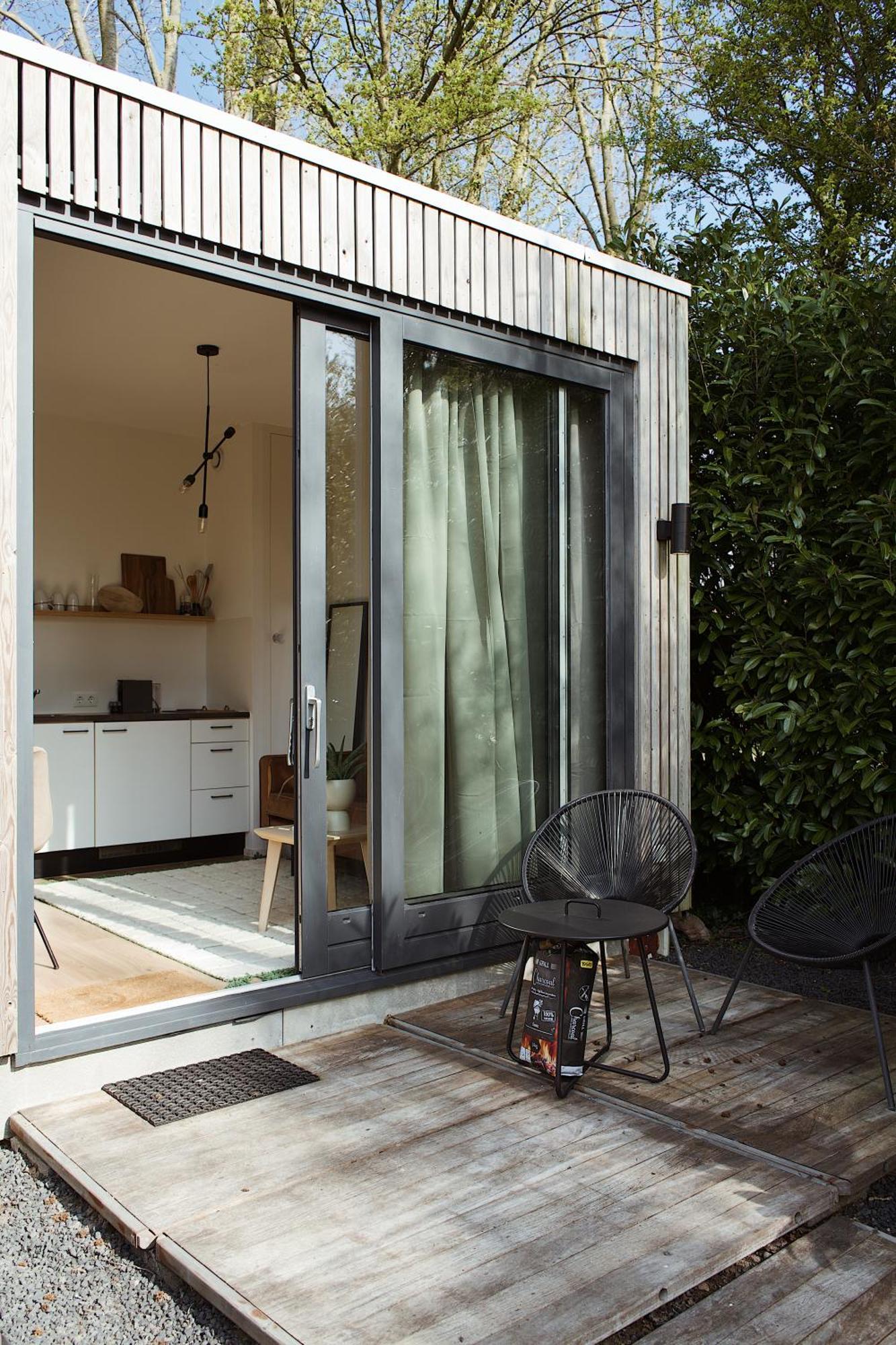 Modern Tiny House op rustig Watersportpark Villa Elahuizen Buitenkant foto